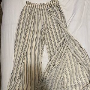 Billabong split leg beach pants!